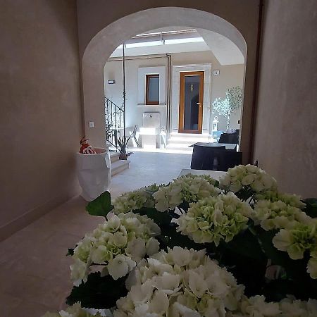 Ginevra Boutique Rooms - Palazzo Leosini - Residenze D'Epoca LʼAquila Kültér fotó