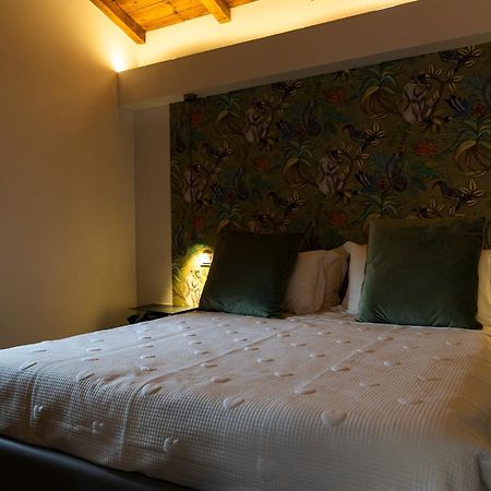 Ginevra Boutique Rooms - Palazzo Leosini - Residenze D'Epoca LʼAquila Kültér fotó