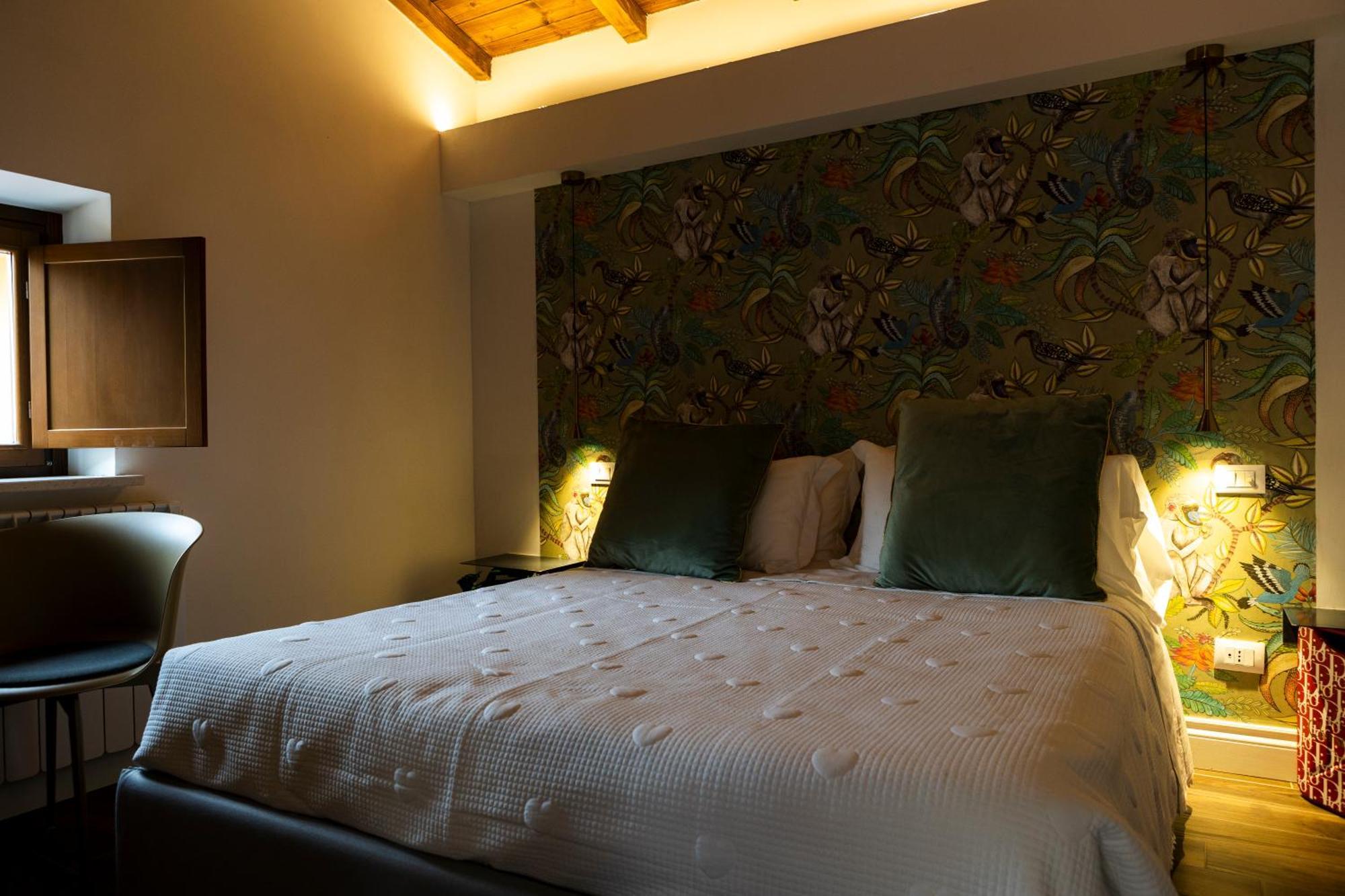 Ginevra Boutique Rooms - Palazzo Leosini - Residenze D'Epoca LʼAquila Kültér fotó