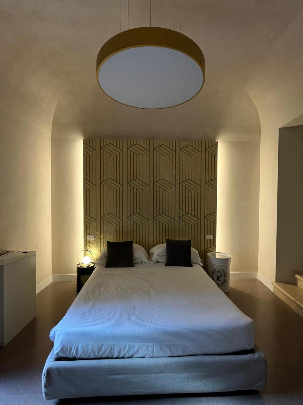 Ginevra Boutique Rooms - Palazzo Leosini - Residenze D'Epoca LʼAquila Kültér fotó