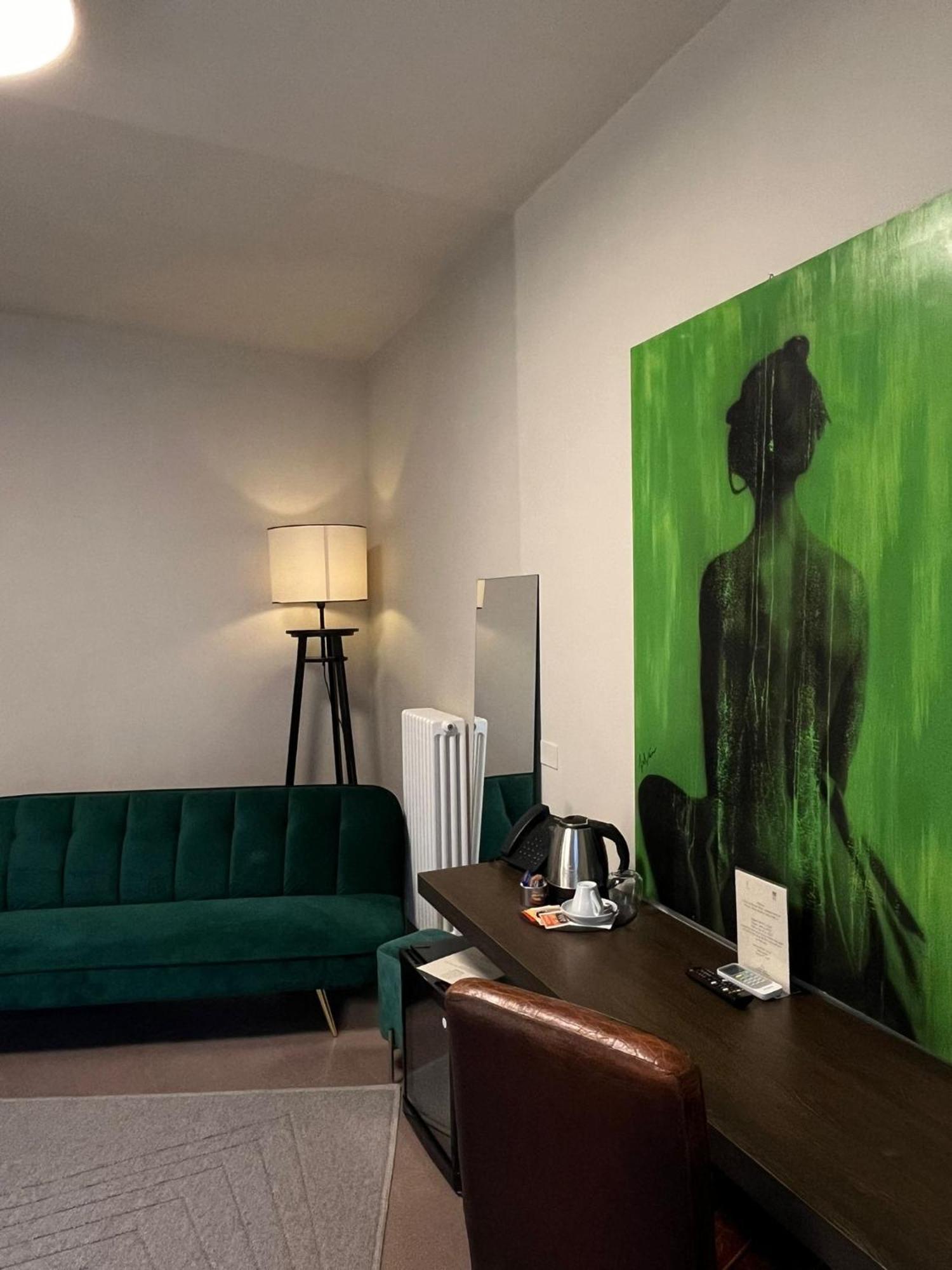 Ginevra Boutique Rooms - Palazzo Leosini - Residenze D'Epoca LʼAquila Kültér fotó
